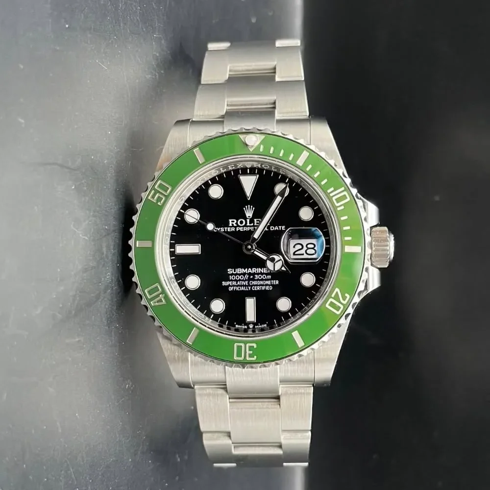 Submariner Date 41 Stainless Steel / Black / Green Cerachrom