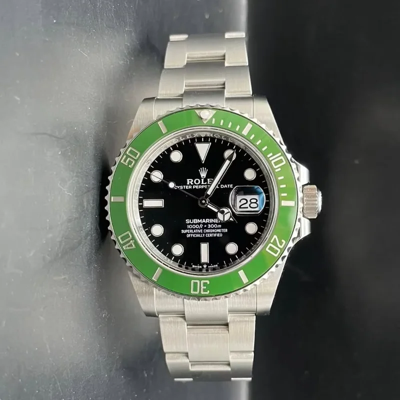 Submariner Date 41 Stainless Steel / Black / Green Cerachrom