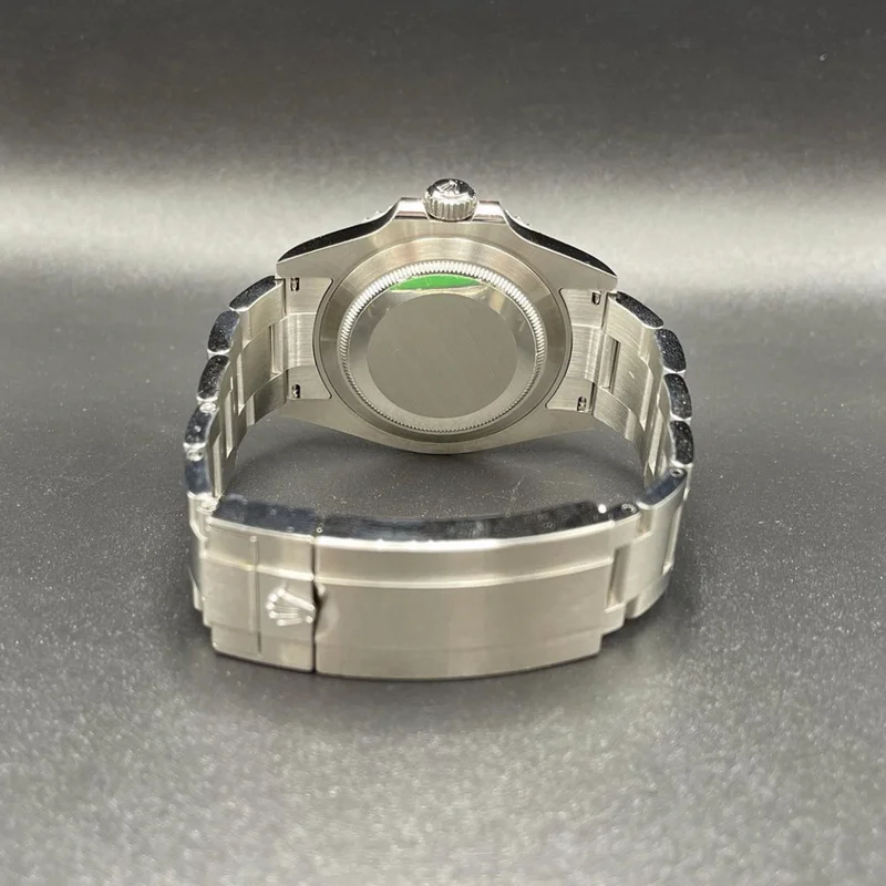 Thumb Submariner Date 41 Stainless Steel / Black / Green Cerachrom
