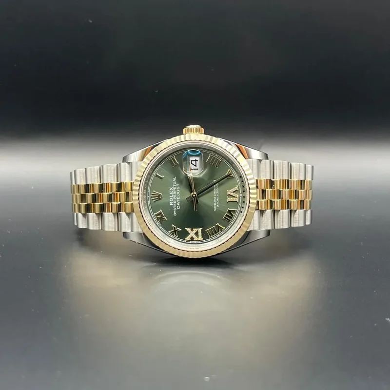Datejust 36 Stainless Steel / Yellow Gold / Fluted / Olive Green Roman / Jubilee