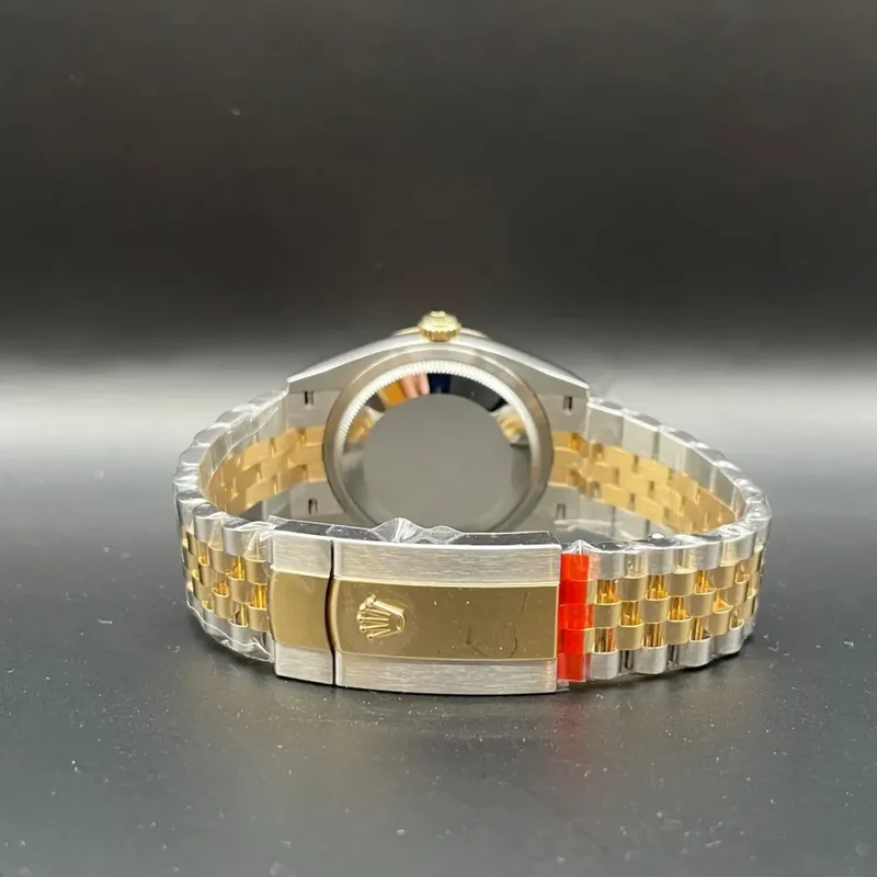 Thumb Datejust 36 Stainless Steel / Yellow Gold / Fluted / Olive Green Roman / Jubilee