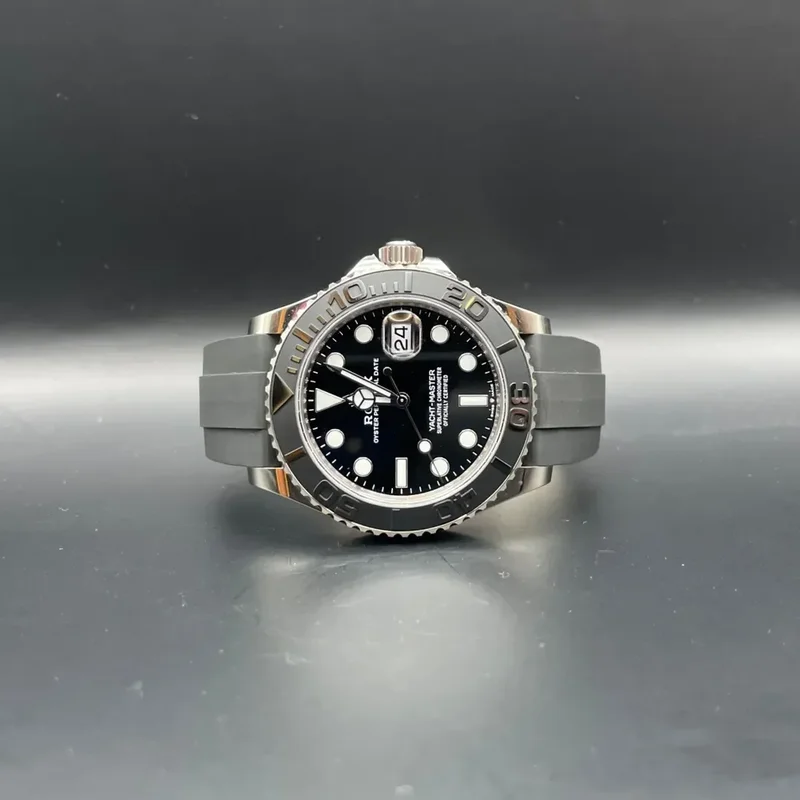 Yacht-Master 42 White Gold / Black