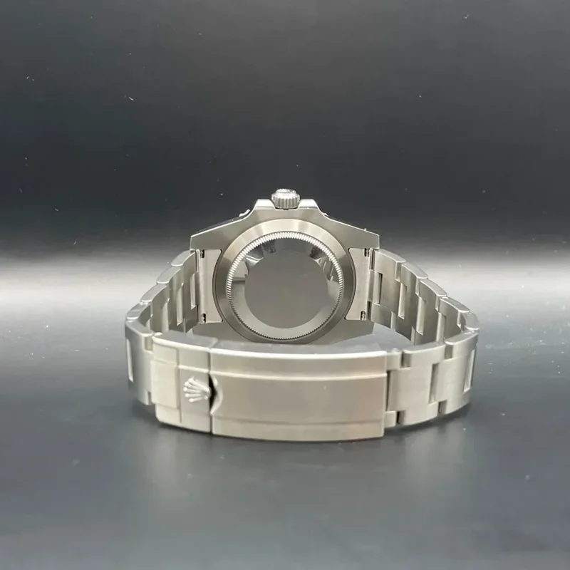 Thumb Submariner No-Date / Stainless Steel / Black / Cerachrom