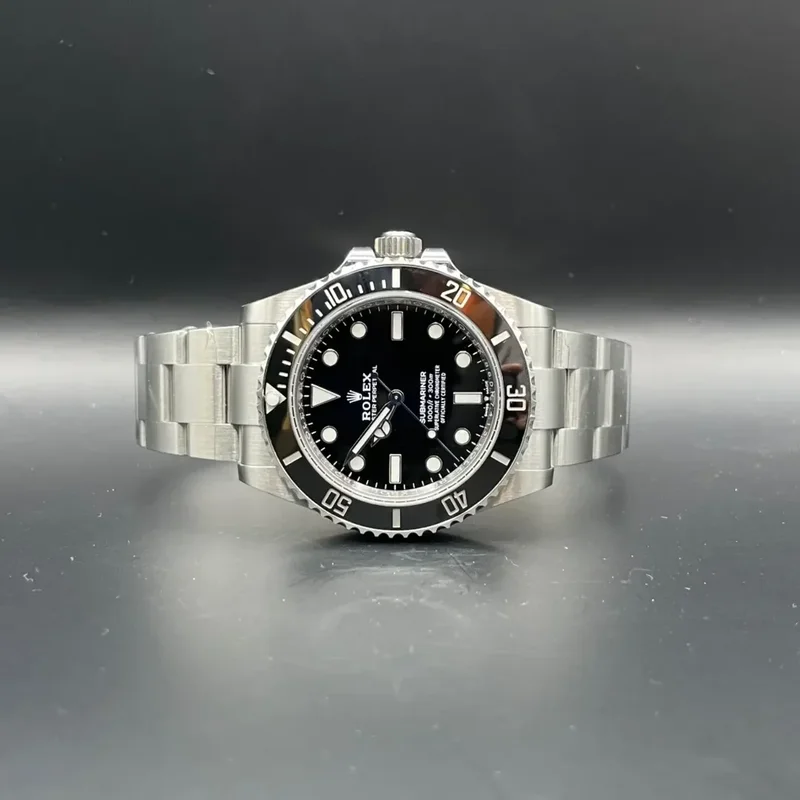 Submariner No-Date 41 / Stainless Steel / Black / Cerachrom