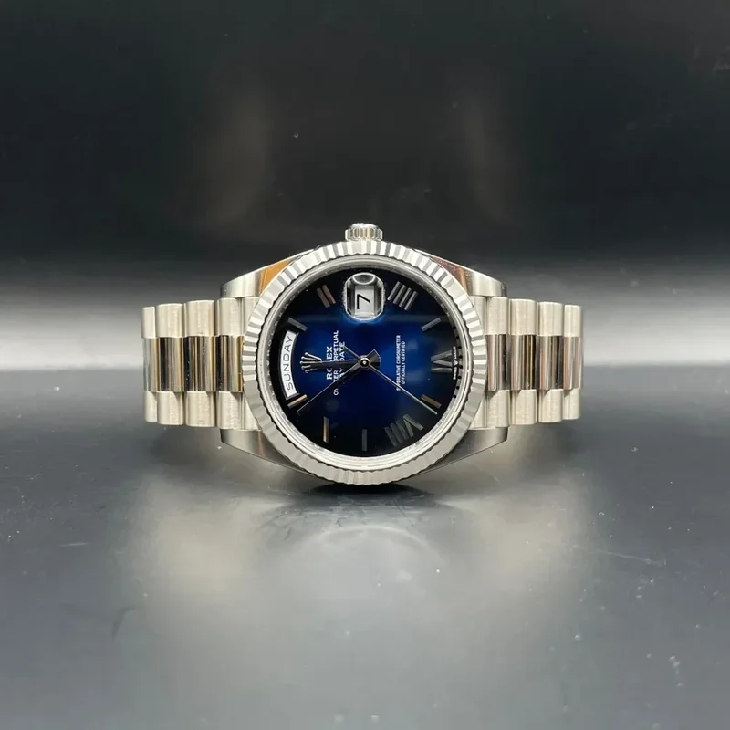 Day-Date 40 White Gold / Blue - Roman