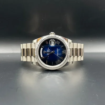 Day-Date 40 White Gold / Blue - Roman