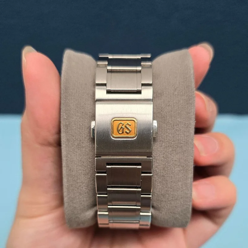 Thumb Spring Drive Evolution 9 Stainless Steel / Lake Suwa / Bracelet