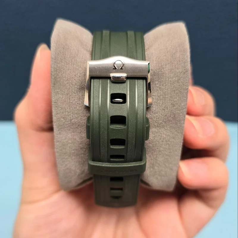 Thumb Seamaster Diver 300M Master Co-Axial 42 Stainless Steel / Green / Rubber