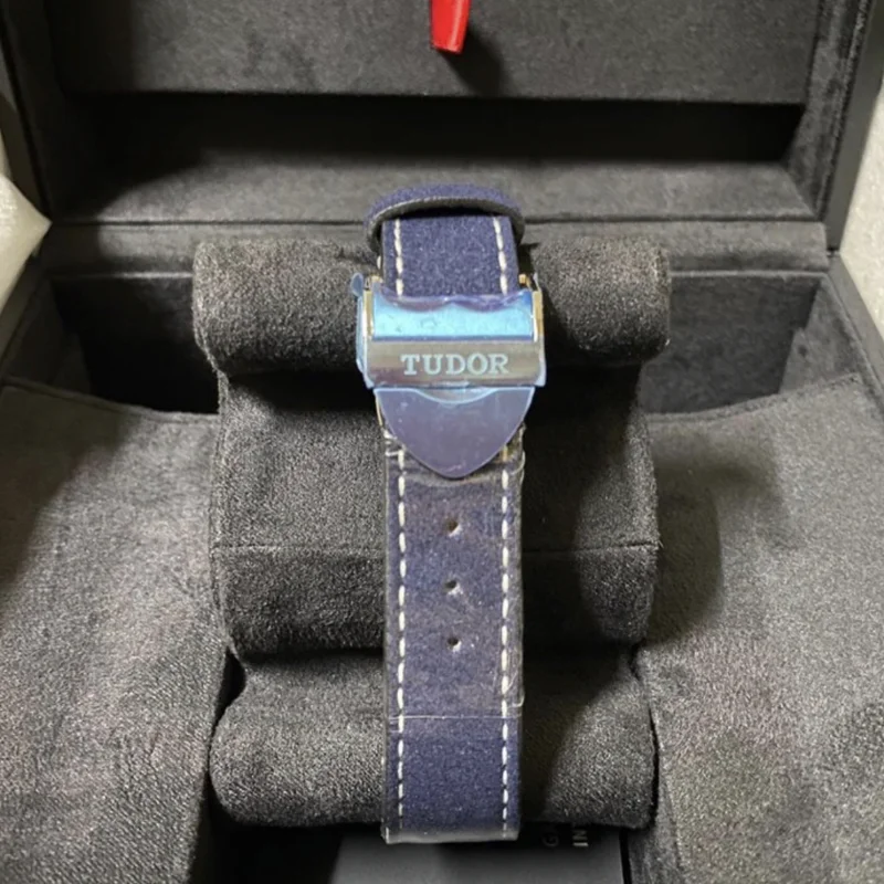 Thumb Black Bay Fifty-Eight Stainless Steel / Navy Blue / Soft Touch