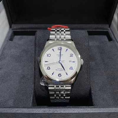 1926 41 Stainless Steel / White