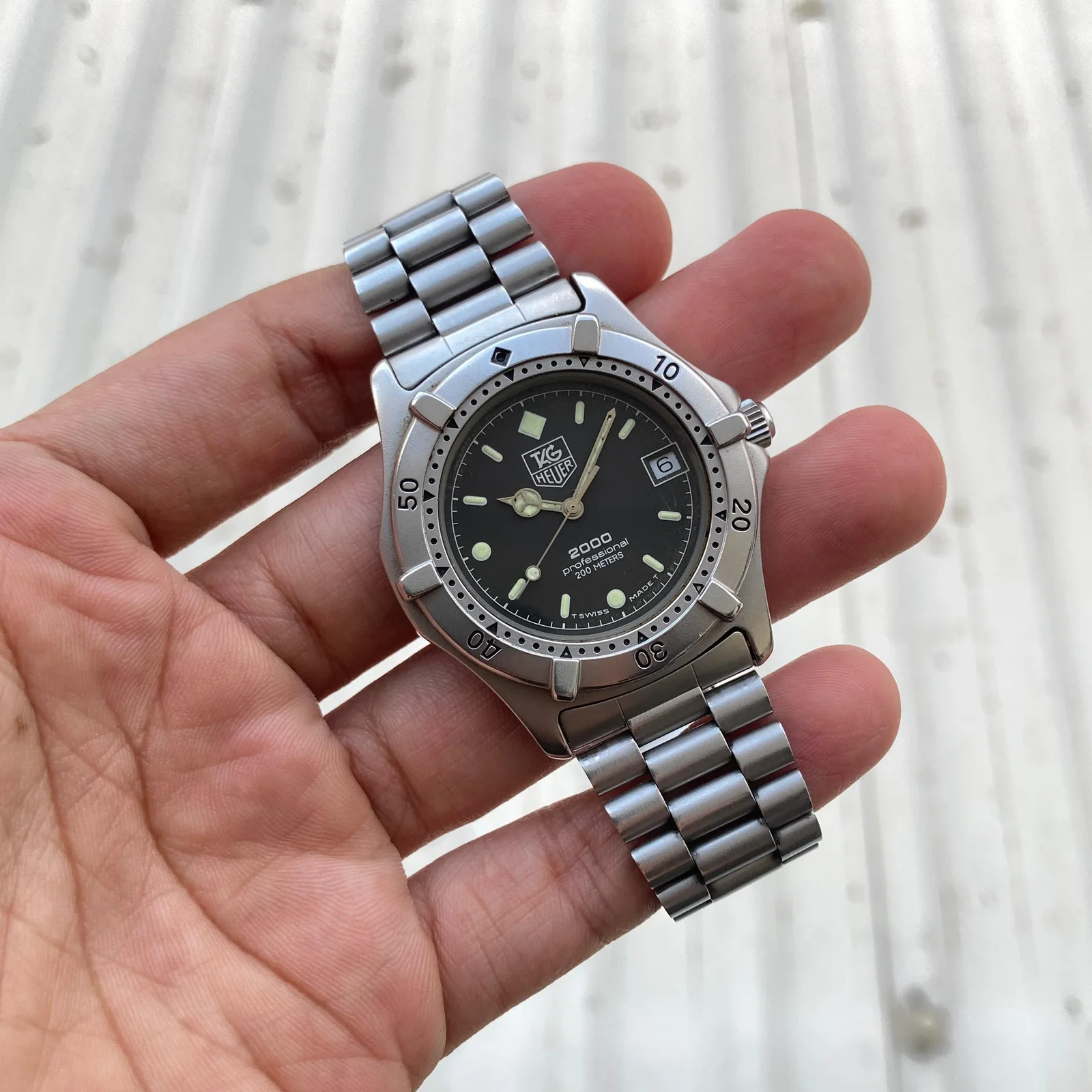 2000 Quartz Stainless Steel 