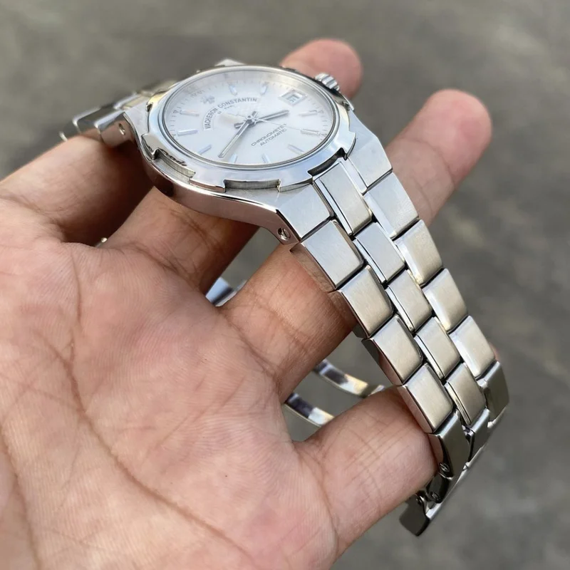 Thumb Overseas Automatic Stainless Steel / White Guiloche / Bracelet