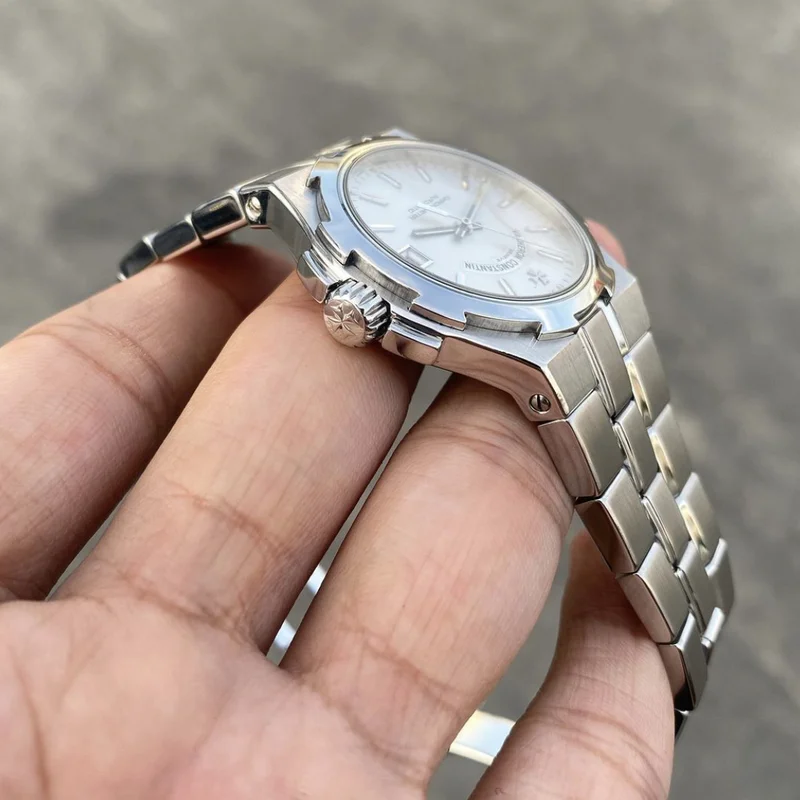 Thumb Overseas Automatic Stainless Steel / White Guiloche / Bracelet
