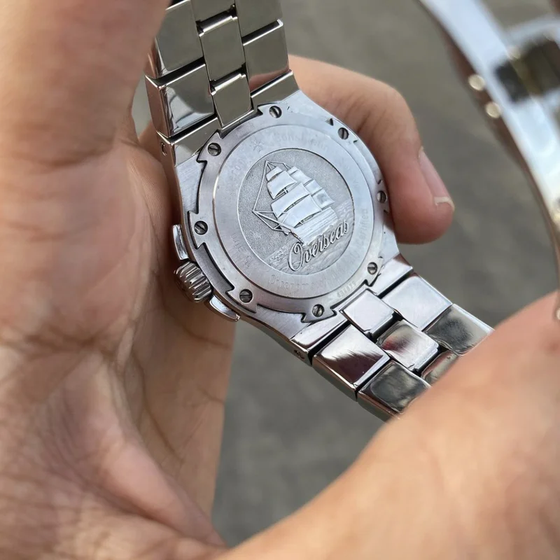 Thumb Overseas Automatic Stainless Steel / White Guiloche / Bracelet