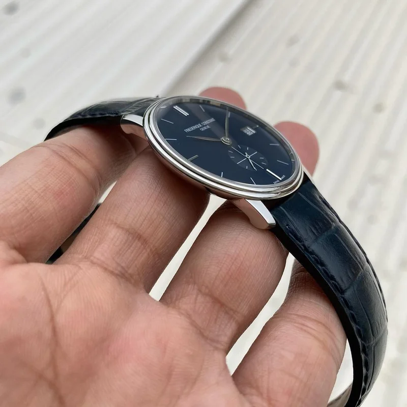 Thumb Slimline Small Second Quartz
