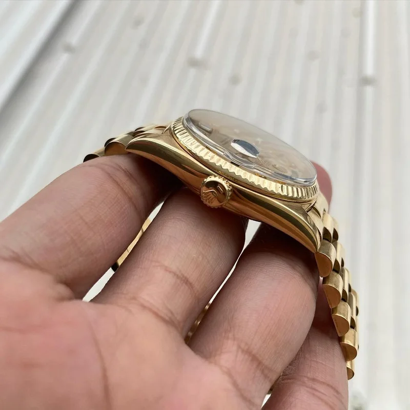 Thumb Day-Date 1803