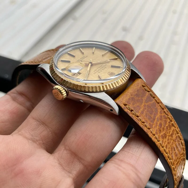 Thumb Datejust 36 16013 / Champagne Dial / Leather Strap