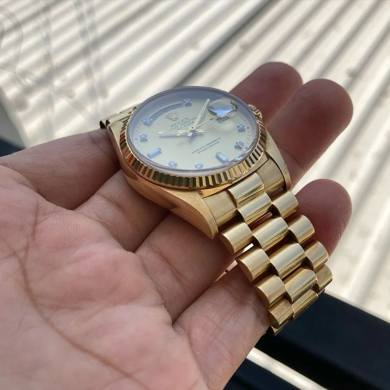 Thumb Day-Date 18038
