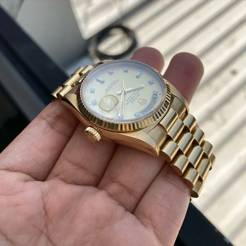 Thumb Day-Date 18038