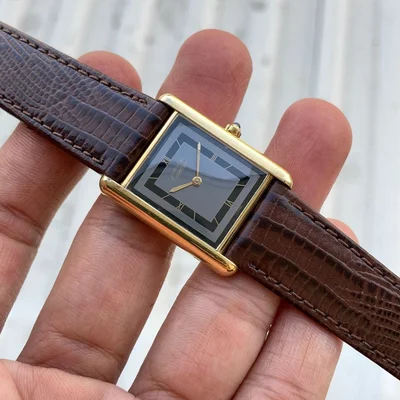 Must de Cartier Tank Quartz