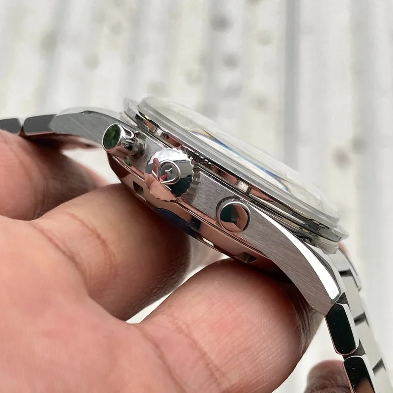 Thumb Speedmaster 60th Anniversary / Trilogy Box