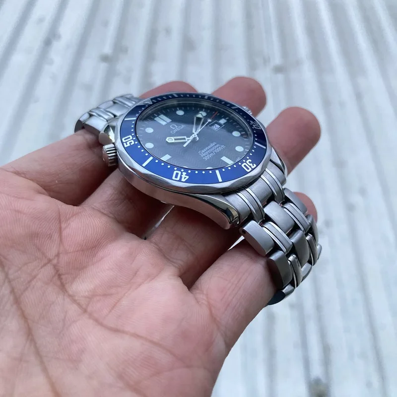 Thumb Seamaster Diver 300M Quartz 41 Stainless Steel / Blue / Bracelet / James Bond