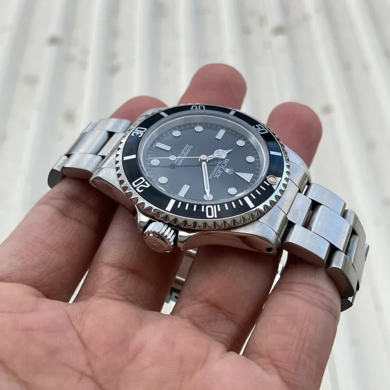 Thumb Submariner No-Date / Stainless Steel / Black