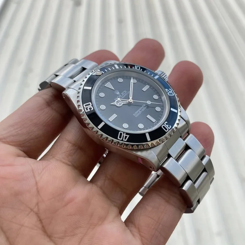 Thumb Submariner No-Date / Stainless Steel / Black