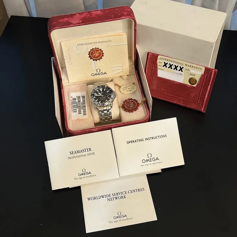 Thumb Seamaster Diver 300M Automatic 41 GMT Stainless Steel / Black / Bracelet / 50th Anniversary