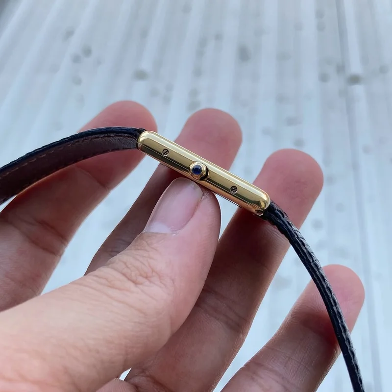 Thumb Must de Cartier Tank Quartz