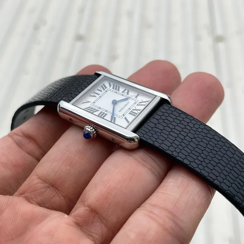 Thumb Tank Solo Small Quartz / Stainless Steel