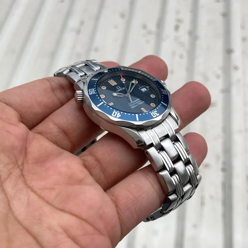 Thumb Seamaster Diver 300M Quartz 36.25 Stainless Steel / Blue / Bracelet