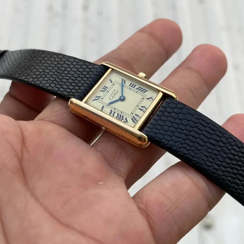 Thumb Must de Cartier Tank Quartz