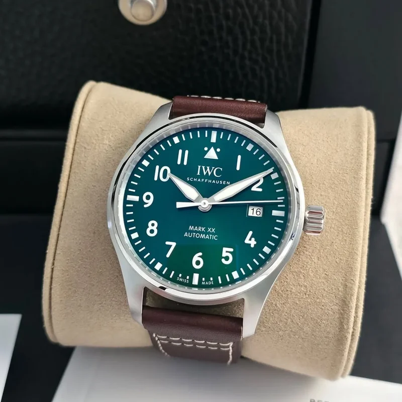 Pilot's Watch Mark XX Stainless Steel / Green