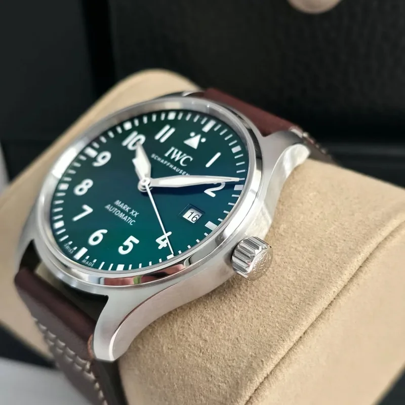 Thumb Pilot's Watch Mark XX Stainless Steel / Green