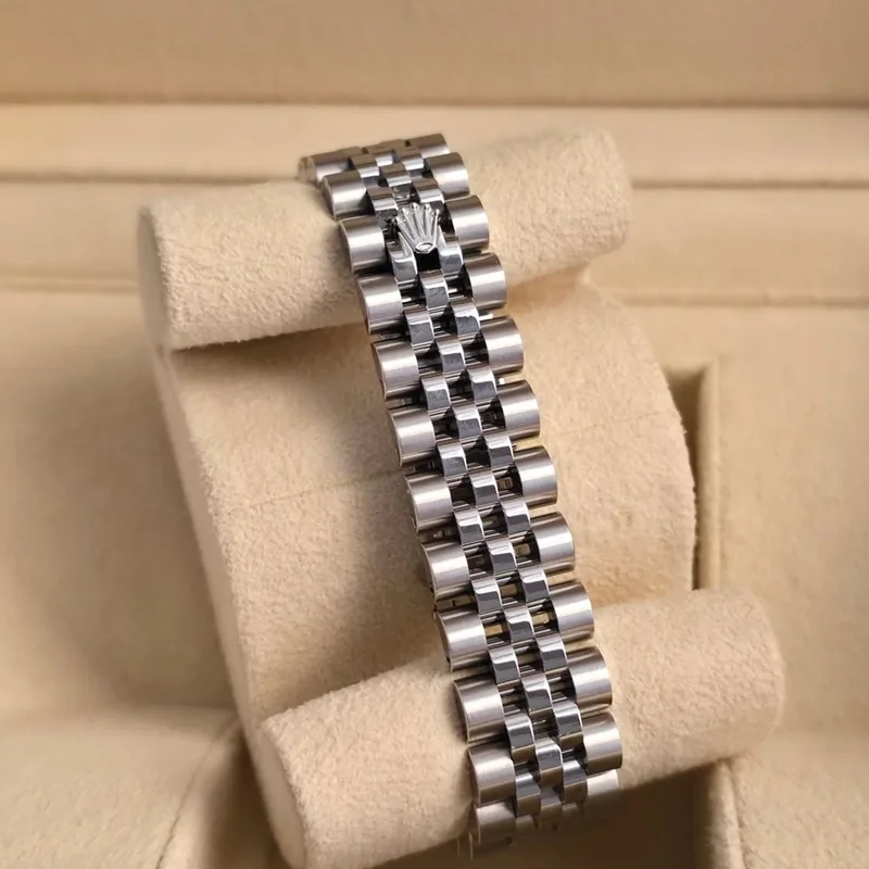 Thumb Datejust 31 Stainless Steel Domed Diamond / Jubilee / MOP