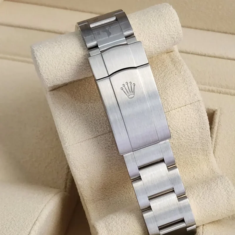 Thumb Oyster Perpetual 41 Stainless Steel / Silver