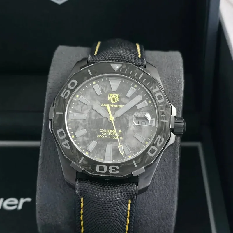 Aquaracer Calibre 5 Automatic / 41 / Yellow-Black Limited Edition