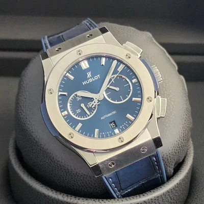 Classic Fusion 42 Chronograph Titanium / Blue / Rubber