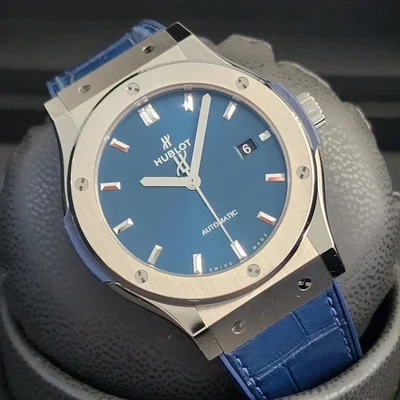 Classic Fusion 42 Titanium / Blue / Rubber