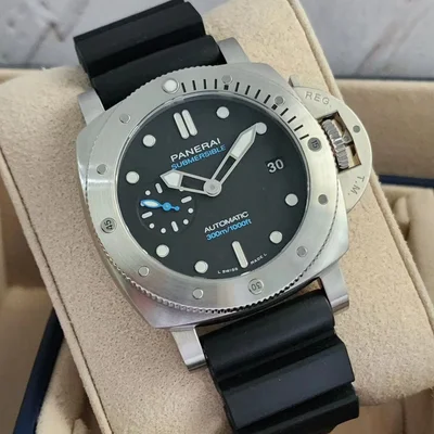 Luminor Submersible 42 3 Days Automatic Stainless Steel / Black