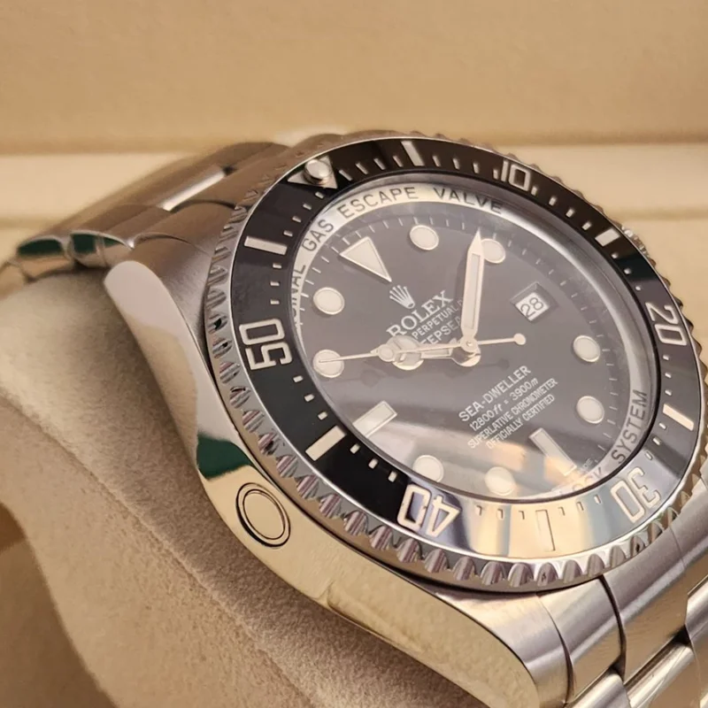 Thumb Sea-Dweller Deepsea