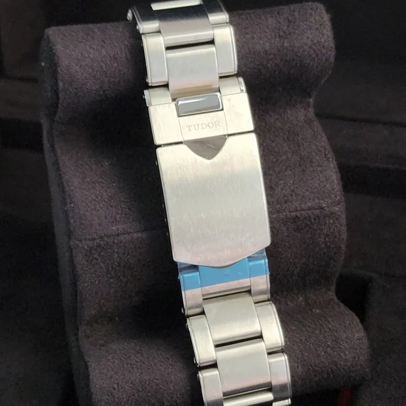 Thumb Black Bay Green Manufacture / Bracelet / Harrods