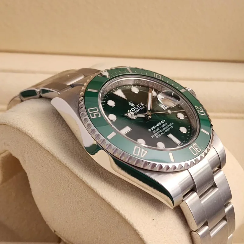 Thumb Submariner Date Stainless Steel / Green / Cerachom