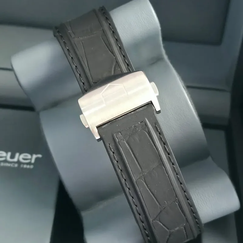 Thumb Aquaracer 300M Calibre 5 43 Tortoise Brown