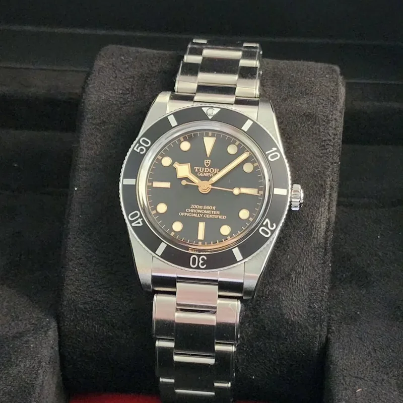 Black Bay Fifty-Four Stainless Steel / Black / Bracelet