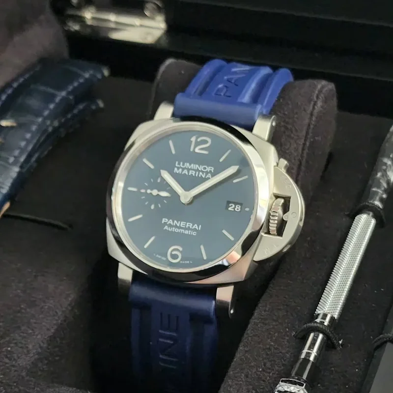 Thumb Luminor 1950 Marina 42 3 Days Automatic Stainless Steel / Blue