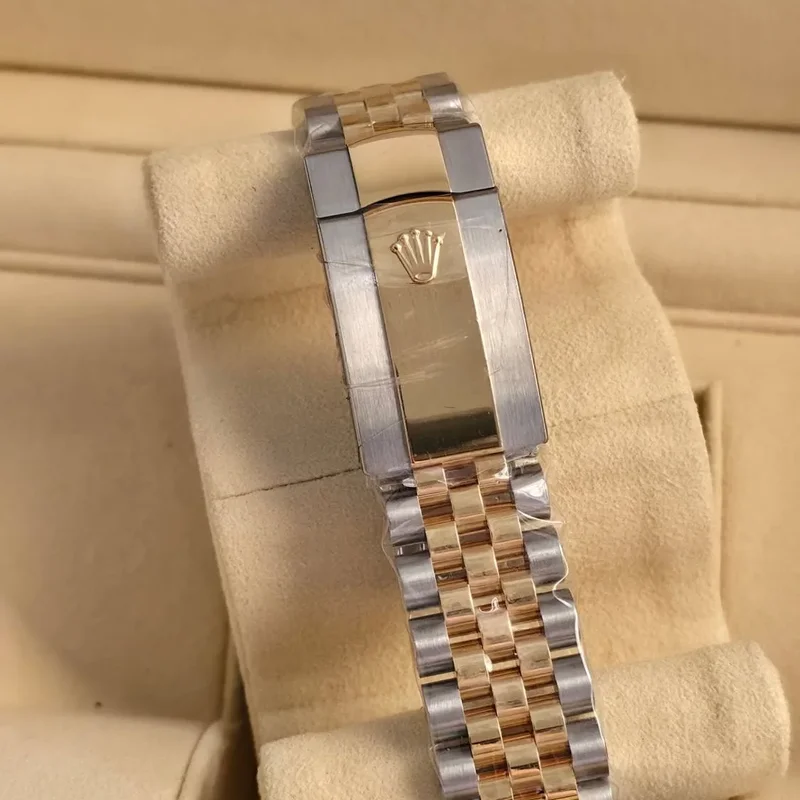 Thumb Datejust 36 Stainless Steel / Yellow Gold / Fluted / Olive Green Roman / Jubilee