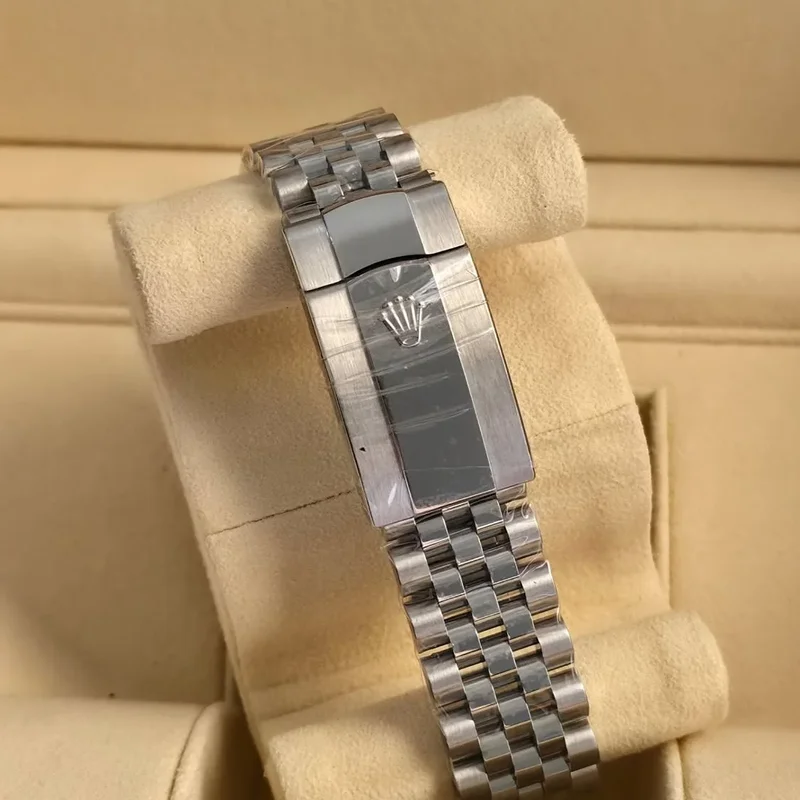 Thumb Datejust 36 Stainless Steel / Fluted / Aubergine Roman-Diamonds / Jubilee