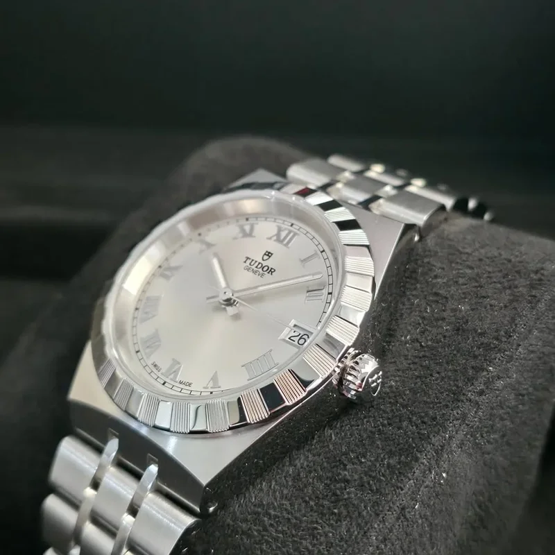 Thumb Royal Date 34 Stainless Steel / Silver - Roman